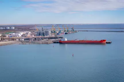 Жыл басынан бері Ақтау портынан экспортқа жөнелтілген қазақстандық мұнай көлемі 54%-ға артты